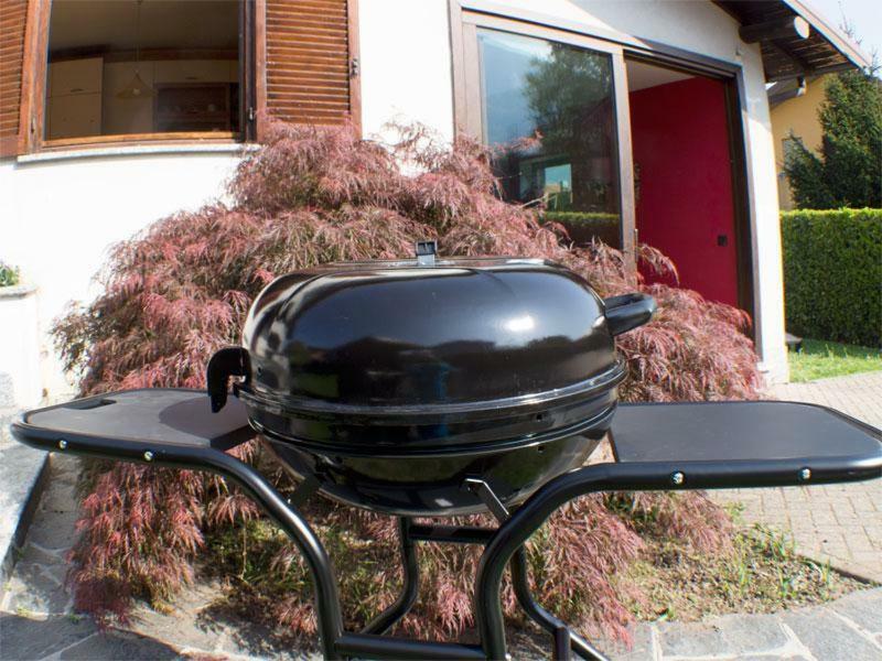 Villa Iris -Pet Friendly Stay - Garden - Private Parking- Bike Friendly Holiday House Colico Εξωτερικό φωτογραφία